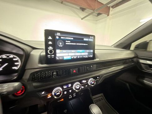 Used 2024 Honda CR-V Sport-L image 17