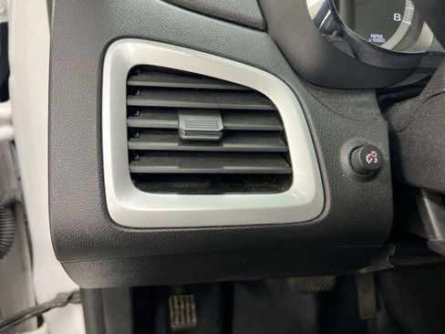 Used 2017 GMC Terrain SLE w/ Convenience Package AWD/4WD image 19