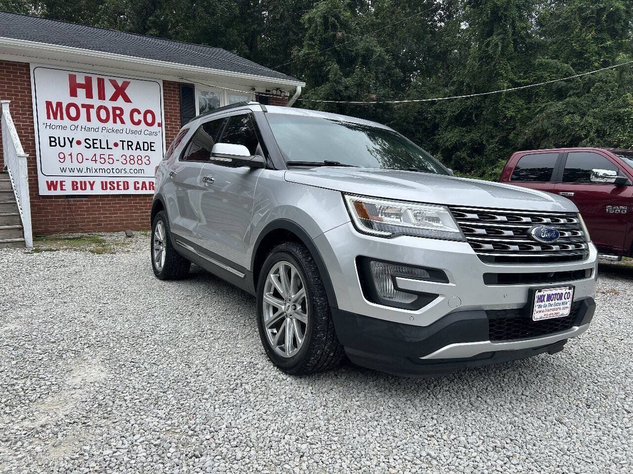 Used 2017 Ford Explorer Limited AWD/4WD image 7