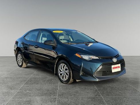 Used 2017 Toyota Corolla LE image 7