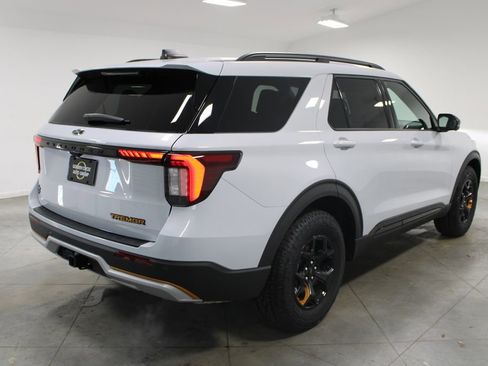 New 2026 Ford Explorer Tremor w/ Tremor Convenience Package image 8