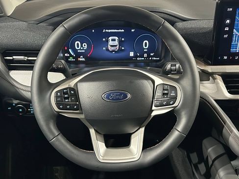 New 2026 Ford Explorer Active w/ Active Comfort Package AWD/4WD image 77