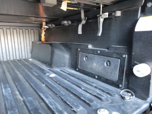 Used 2018 Toyota Tacoma SR5 image 9