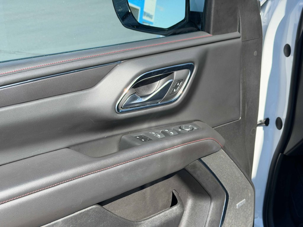 Used 2023 Chevrolet Suburban RST AWD/4WD image 26
