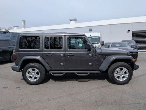 Certified 2022 Jeep Wrangler Unlimited Sport w/ Sun And Sound Package AWD/4WD image 2