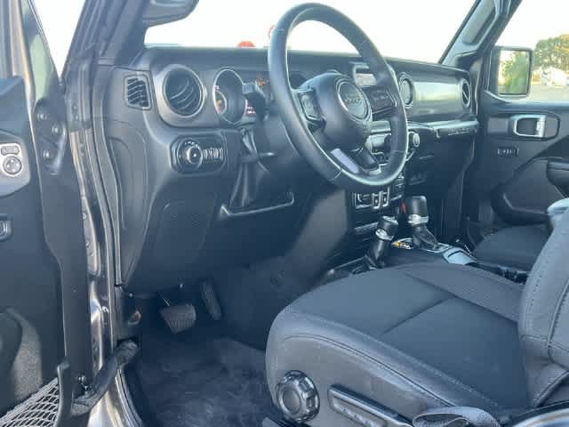 Used 2022 Jeep Wrangler Sport AWD/4WD image 3