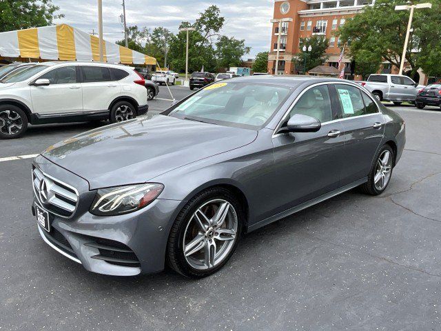 Used 2018 Mercedes-Benz E 300 4MATIC image 4