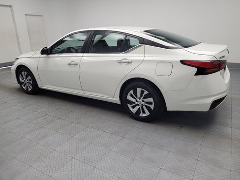 Used 2023 Nissan Altima 2.5 S FWD image 3