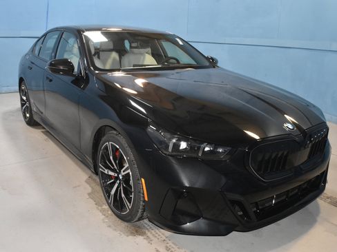 New 2027 BMW 540i xDrive AWD/4WD image 1