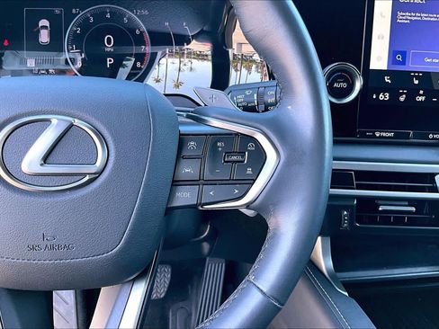Certified 2024 Lexus RX 350 FWD w/ Technology Package image 23