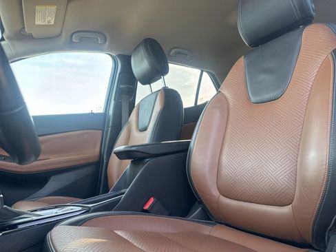 Used 2021 Buick Encore GX Essence image 31