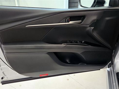 Used 2025 Toyota Camry LE image 22