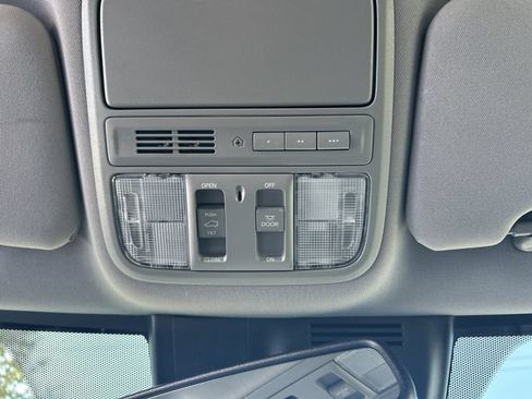 Used 2019 Honda CR-V EX-L image 28