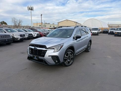 Used 2024 Subaru Ascent Limited w/ Technology Package AWD/4WD image 6