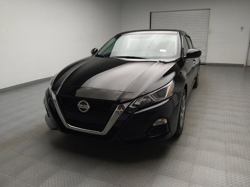 Used 2020 Nissan Altima 2.5 S FWD image 15
