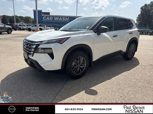 Certified 2026 Nissan Rogue S FWD image 2