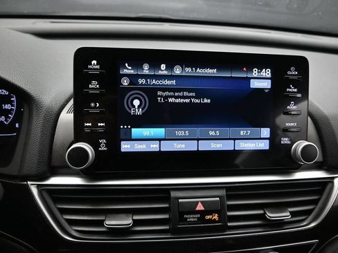 Used 2021 Honda Accord Sport image 13