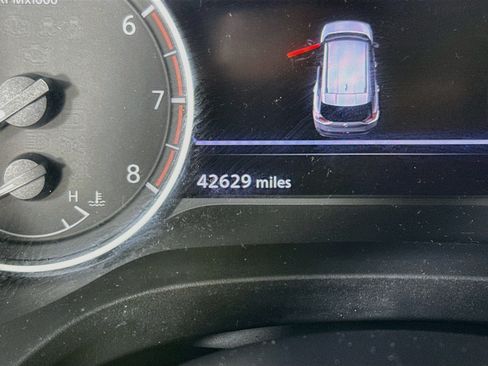 Used 2022 Nissan Rogue SV w/ SV Premium Package AWD/4WD image 16
