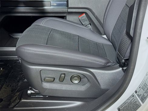 New 2026 GMC Hummer EV 2X image 17