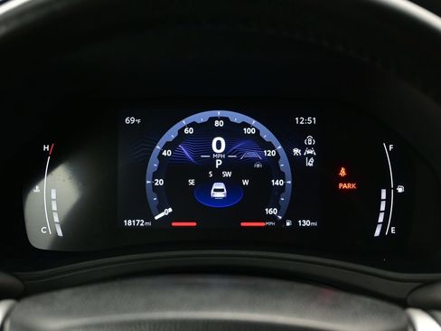 Used 2024 Toyota Grand Highlander AWD image 24