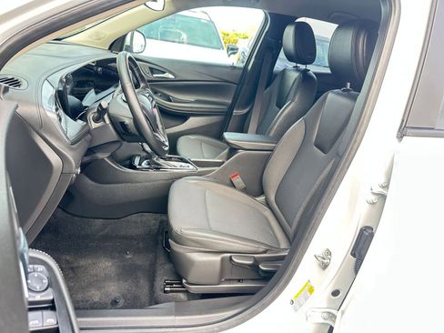 Used 2025 Buick Encore GX Preferred image 36