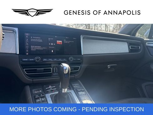 Used 2019 Porsche Macan image 8