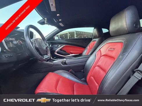 Used 2022 Chevrolet Camaro SS RWD image 32