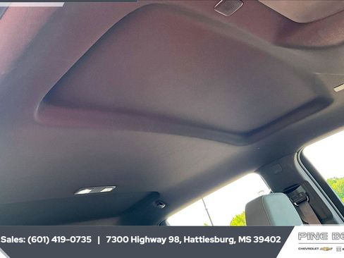 Used 2023 Chevrolet Silverado 1500 LTZ AWD/4WD image 17