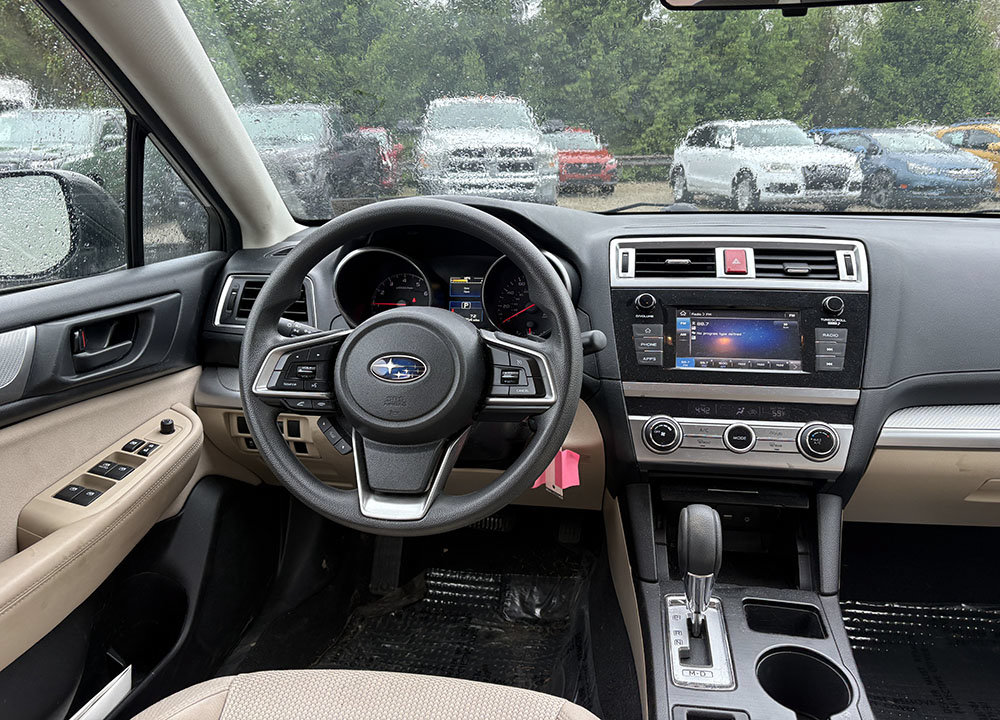 Used 2018 Subaru Outback 2.5i AWD/4WD image 5