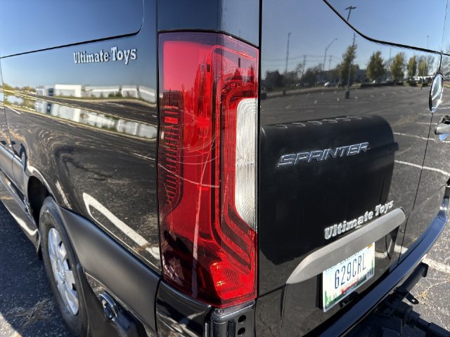 Used 2022 Mercedes-Benz Sprinter 2500 image 29