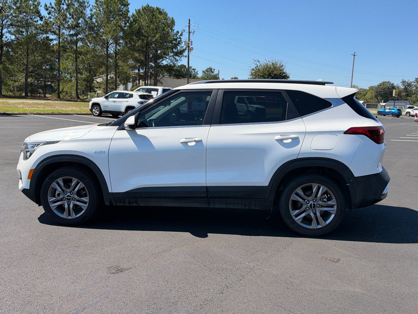Used 2023 Kia Seltos S AWD/4WD image 8
