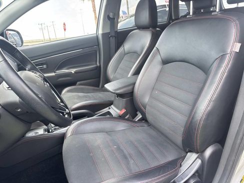 Used 2024 Mitsubishi Outlander Sport SE AWD/4WD image 15