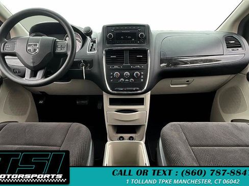 Used 2012 Dodge Grand Caravan SE image 16