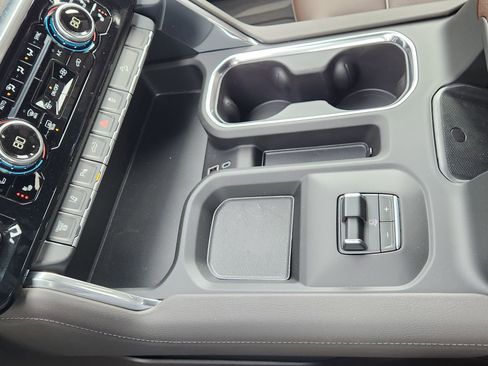 New 2026 GMC Sierra 2500 Denali w/ Denali Reserve Package image 23