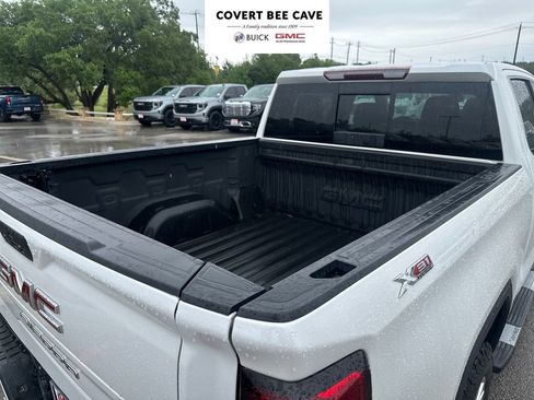 Used 2020 GMC Sierra 1500 SLT image 38