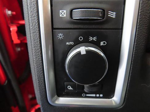 Used 2023 RAM 1500 Classic SLT w/ Trailer & Traction Group image 18