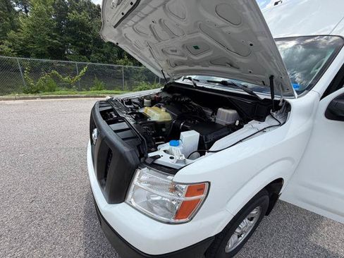 Used 2018 Nissan NV 2500 SV RWD image 45