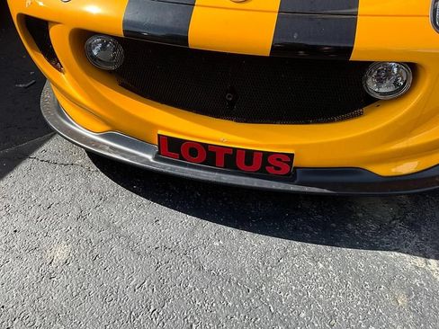 Used 2005 Lotus Elise RWD image 32