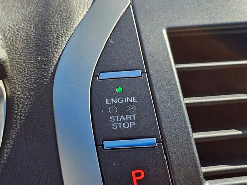 Used 2014 Lincoln MKZ w/ Equipment Group 102A Reserve FWD image 7