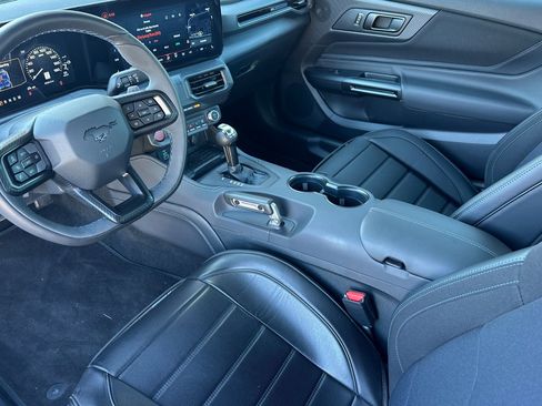 Used 2024 Ford Mustang Dark Horse image 10
