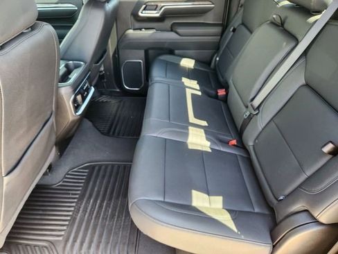 Certified 2025 Chevrolet Silverado 1500 LTZ w/ LTZ Convenience Package II AWD/4WD image 17
