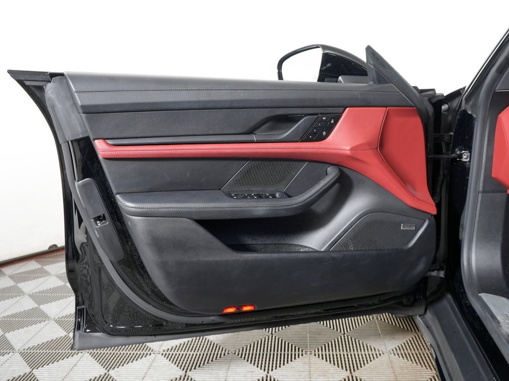 Certified 2024 Porsche Taycan 4S AWD/4WD image 18