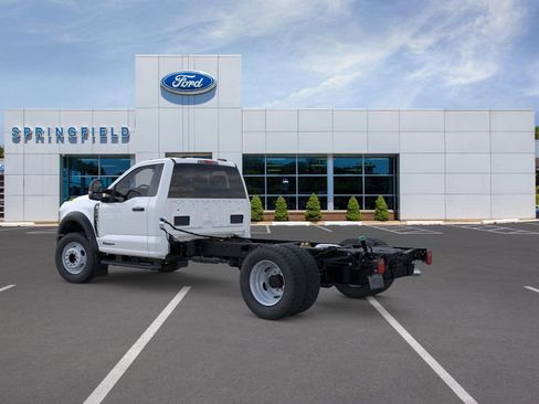 New 2025 Ford F550 4x4 Regular Cab Super Duty image 4