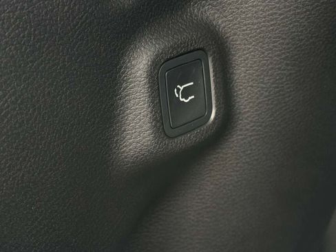 New 2026 Jeep Compass Trailhawk image 36