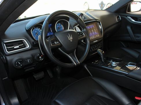 Used 2020 Maserati Ghibli image 8
