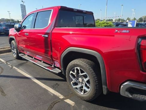 Used 2023 GMC Sierra 1500 SLT w/ SLT Premium Plus Package AWD/4WD image 2