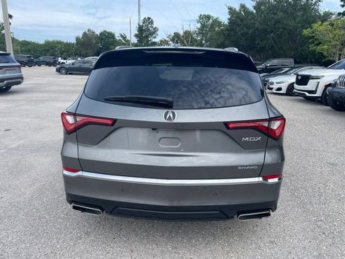 Used 2022 Acura MDX SH-AWD w/ Advance Package image 3