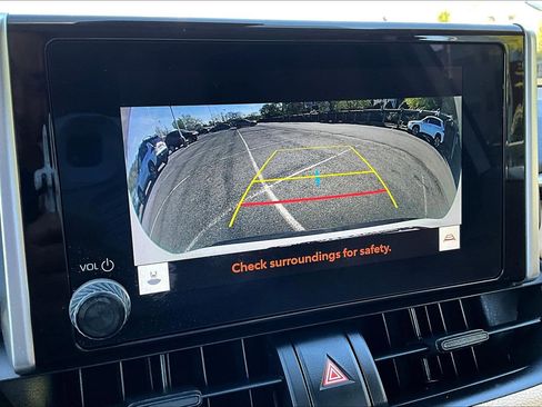 Used 2023 Toyota RAV4 LE image 20