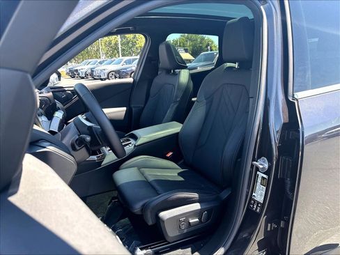 Used 2025 BMW X3 xDrive30i w/ Convenience Package AWD/4WD image 23
