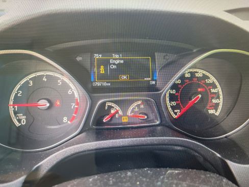 Used 2016 Ford Focus ST FWD image 5